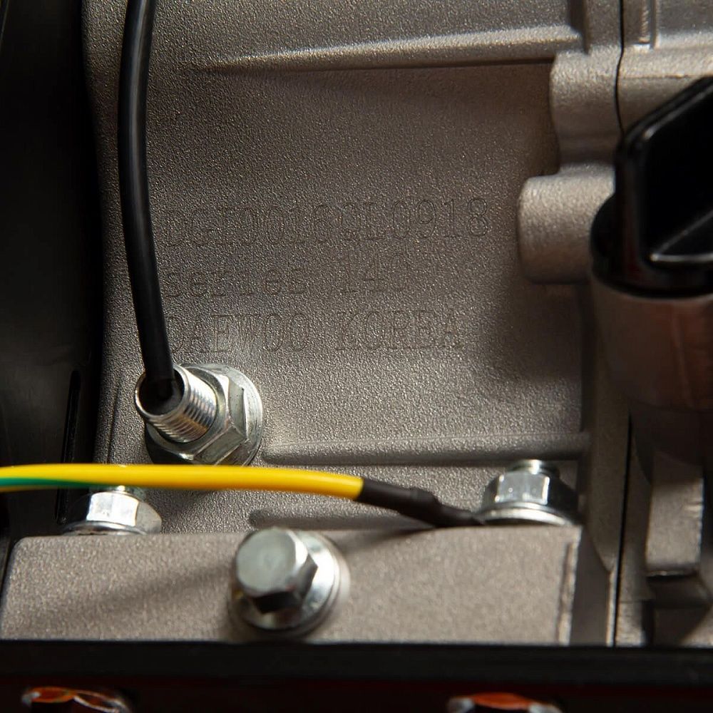 Инверторный бензиновый генератор DAEWOO GDA 2600i